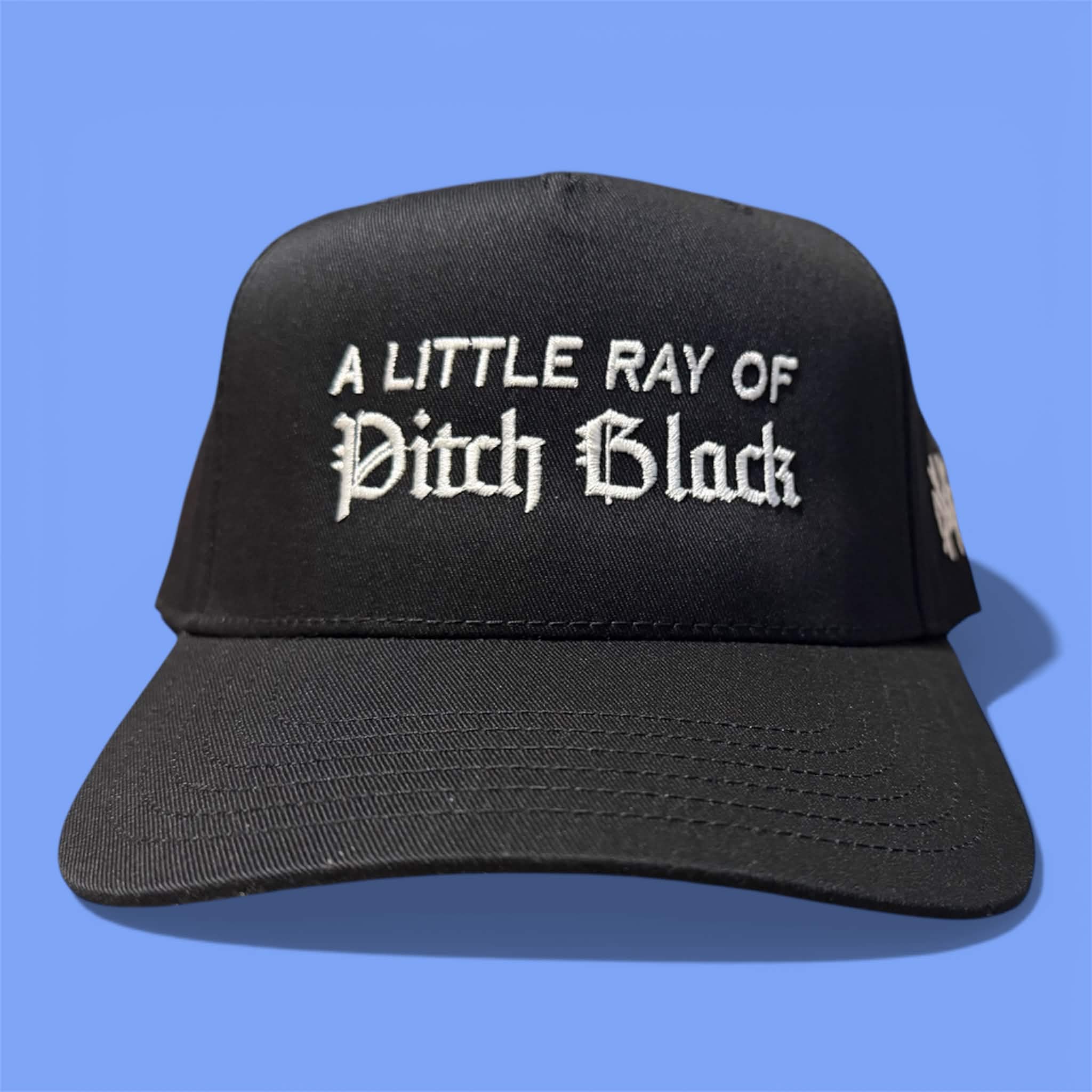 Little Ray of Pitch Black (Black)